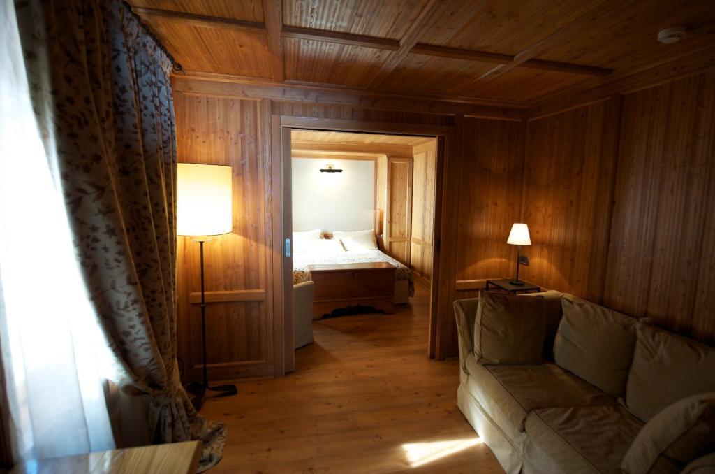 Hotel Les Neiges D'Antan Breuil-Cervinia Pokoj fotografie